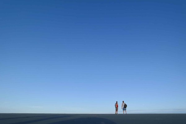 Quels sont les avantages du camping minimaliste et comment le pratiquer ?